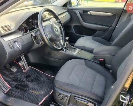 Черный Фольксваген Пассат, объемом двигателя 2 л и пробегом 255 тыс. км за 11200 $, фото 4 на Automoto.ua