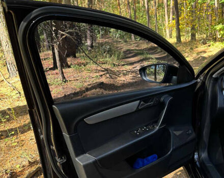 Чорний Фольксваген Пассат, об'ємом двигуна 1.6 л та пробігом 296 тис. км за 9700 $, фото 10 на Automoto.ua