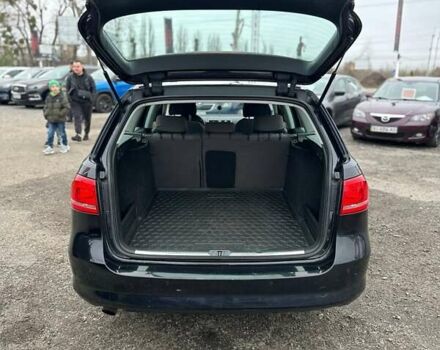 Черный Фольксваген Пассат, объемом двигателя 1.6 л и пробегом 317 тыс. км за 10200 $, фото 11 на Automoto.ua