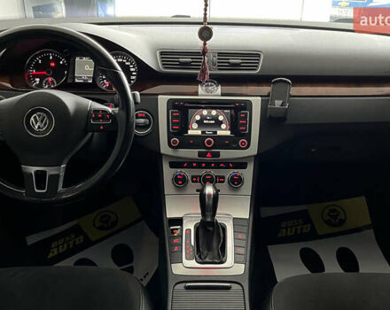 Черный Фольксваген Пассат, объемом двигателя 1.97 л и пробегом 301 тыс. км за 12400 $, фото 10 на Automoto.ua