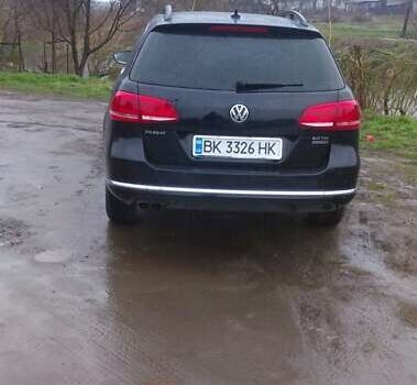 Черный Фольксваген Пассат, объемом двигателя 2 л и пробегом 380 тыс. км за 11200 $, фото 4 на Automoto.ua