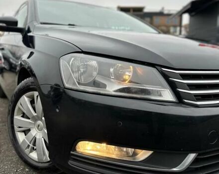 Черный Фольксваген Пассат, объемом двигателя 1.6 л и пробегом 317 тыс. км за 10200 $, фото 2 на Automoto.ua