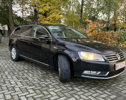 Черный Фольксваген Пассат, объемом двигателя 1.6 л и пробегом 244 тыс. км за 8750 $, фото 4 на Automoto.ua