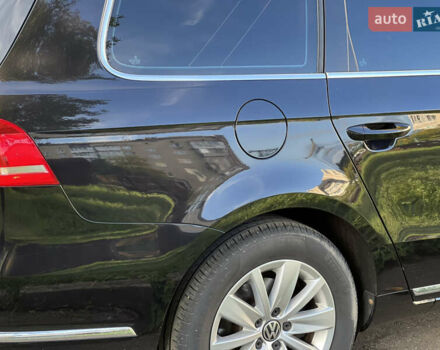 Черный Фольксваген Пассат, объемом двигателя 1.97 л и пробегом 283 тыс. км за 11500 $, фото 20 на Automoto.ua