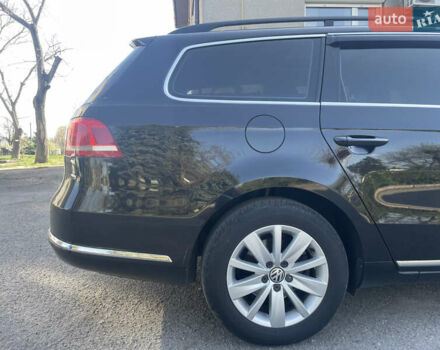Черный Фольксваген Пассат, объемом двигателя 1.6 л и пробегом 304 тыс. км за 9500 $, фото 9 на Automoto.ua