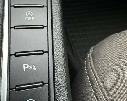 Черный Фольксваген Пассат, объемом двигателя 1.6 л и пробегом 317 тыс. км за 10200 $, фото 35 на Automoto.ua