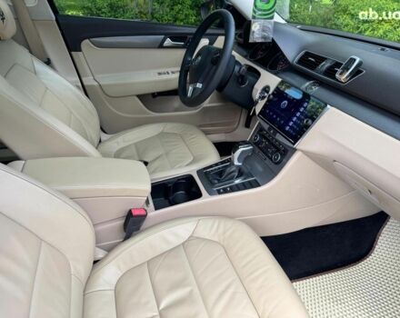 Черный Фольксваген Пассат, объемом двигателя 1.4 л и пробегом 350 тыс. км за 8490 $, фото 24 на Automoto.ua