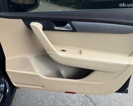 Черный Фольксваген Пассат, объемом двигателя 1.4 л и пробегом 350 тыс. км за 8490 $, фото 23 на Automoto.ua