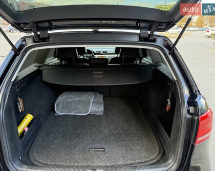 Черный Фольксваген Пассат, объемом двигателя 1.6 л и пробегом 261 тыс. км за 10000 $, фото 13 на Automoto.ua