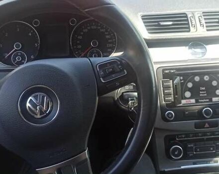 Черный Фольксваген Пассат, объемом двигателя 1.97 л и пробегом 295 тыс. км за 10000 $, фото 3 на Automoto.ua