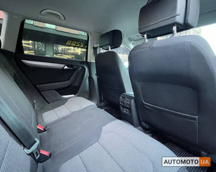 Черный Фольксваген Пассат, объемом двигателя 1.6 л и пробегом 269 тыс. км за 11000 $, фото 14 на Automoto.ua