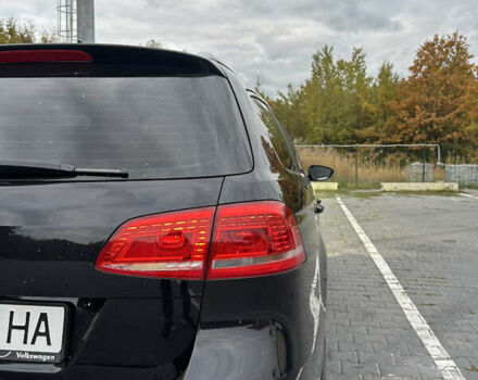 Черный Фольксваген Пассат, объемом двигателя 1.97 л и пробегом 257 тыс. км за 12300 $, фото 4 на Automoto.ua