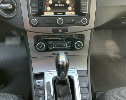 Черный Фольксваген Пассат, объемом двигателя 1.97 л и пробегом 283 тыс. км за 11500 $, фото 48 на Automoto.ua