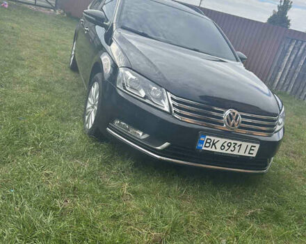 Черный Фольксваген Пассат, объемом двигателя 1.97 л и пробегом 321 тыс. км за 10200 $, фото 16 на Automoto.ua