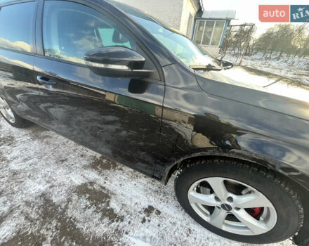 Черный Фольксваген Пассат, объемом двигателя 1.6 л и пробегом 305 тыс. км за 9400 $, фото 4 на Automoto.ua