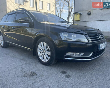 Черный Фольксваген Пассат, объемом двигателя 1.6 л и пробегом 304 тыс. км за 9500 $, фото 1 на Automoto.ua