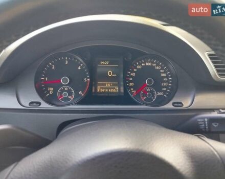 Черный Фольксваген Пассат, объемом двигателя 1.6 л и пробегом 310 тыс. км за 9000 $, фото 8 на Automoto.ua