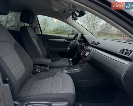 Черный Фольксваген Пассат, объемом двигателя 1.6 л и пробегом 228 тыс. км за 8900 $, фото 19 на Automoto.ua