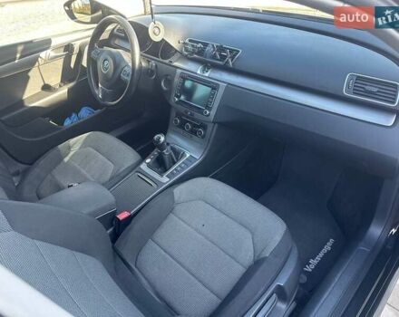 Чорний Фольксваген Пассат, об'ємом двигуна 2 л та пробігом 279 тис. км за 9700 $, фото 24 на Automoto.ua