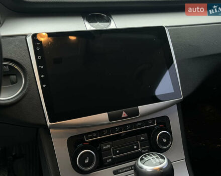 Чорний Фольксваген Пассат, об'ємом двигуна 1.97 л та пробігом 249 тис. км за 8300 $, фото 25 на Automoto.ua