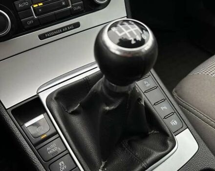 Черный Фольксваген Пассат, объемом двигателя 1.6 л и пробегом 317 тыс. км за 10200 $, фото 20 на Automoto.ua