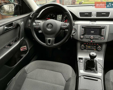 Чорний Фольксваген Пассат, об'ємом двигуна 1.97 л та пробігом 258 тис. км за 10000 $, фото 10 на Automoto.ua