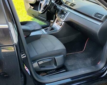 Черный Фольксваген Пассат, объемом двигателя 2 л и пробегом 255 тыс. км за 11200 $, фото 7 на Automoto.ua