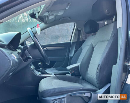 Черный Фольксваген Пассат, объемом двигателя 1.6 л и пробегом 269 тыс. км за 11000 $, фото 8 на Automoto.ua