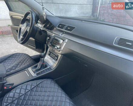 Черный Фольксваген Пассат, объемом двигателя 1.6 л и пробегом 304 тыс. км за 9500 $, фото 15 на Automoto.ua