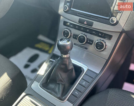 Черный Фольксваген Пассат, объемом двигателя 1.97 л и пробегом 130 тыс. км за 10000 $, фото 28 на Automoto.ua