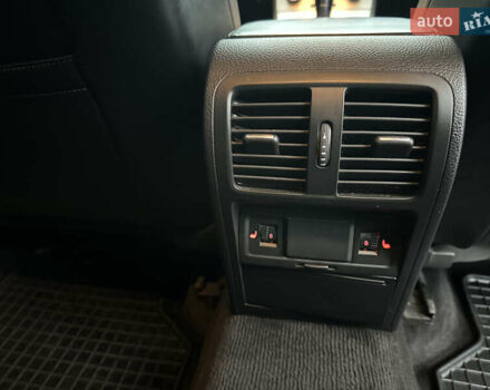 Черный Фольксваген Пассат, объемом двигателя 1.97 л и пробегом 257 тыс. км за 12300 $, фото 13 на Automoto.ua