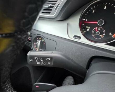 Чорний Фольксваген Пассат, об'ємом двигуна 2 л та пробігом 285 тис. км за 12800 $, фото 35 на Automoto.ua