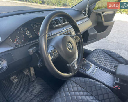 Черный Фольксваген Пассат, объемом двигателя 1.6 л и пробегом 304 тыс. км за 9500 $, фото 14 на Automoto.ua