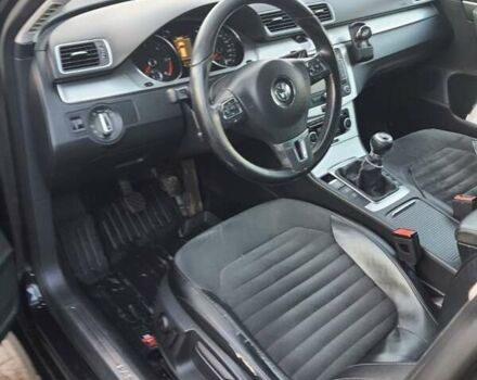 Чорний Фольксваген Пассат, об'ємом двигуна 2 л та пробігом 256 тис. км за 11000 $, фото 9 на Automoto.ua