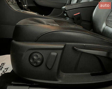 Черный Фольксваген Пассат, объемом двигателя 1.97 л и пробегом 304 тыс. км за 12800 $, фото 12 на Automoto.ua