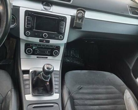 Чорний Фольксваген Пассат, об'ємом двигуна 2 л та пробігом 256 тис. км за 11000 $, фото 5 на Automoto.ua