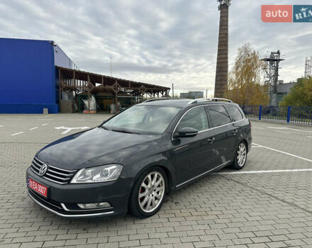 Черный Фольксваген Пассат, объемом двигателя 2 л и пробегом 247 тыс. км за 7800 $, фото 3 на Automoto.ua