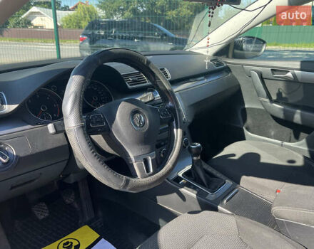 Черный Фольксваген Пассат, объемом двигателя 1.97 л и пробегом 130 тыс. км за 10000 $, фото 11 на Automoto.ua