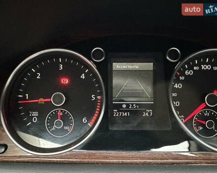 Черный Фольксваген Пассат, объемом двигателя 2 л и пробегом 227 тыс. км за 13500 $, фото 67 на Automoto.ua