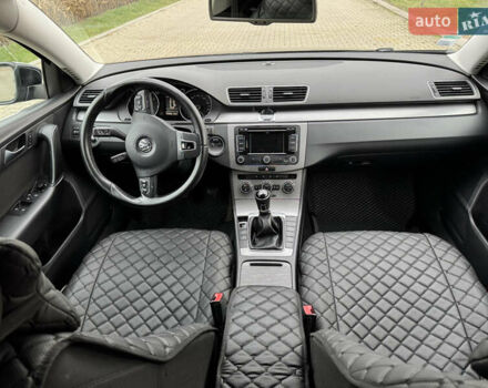 Фольксваген Пассат 2011 в Виннице на Automoto.ua Черный Фольксваген Пассат, объемом двигателя 1.6 л и пробегом 233 тыс. км за 11200 $, фото 4 на Automoto.ua