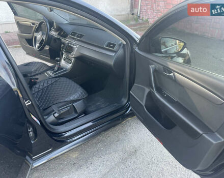 Черный Фольксваген Пассат, объемом двигателя 1.6 л и пробегом 304 тыс. км за 9500 $, фото 17 на Automoto.ua