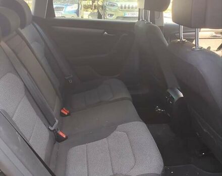 Черный Фольксваген Пассат, объемом двигателя 2 л и пробегом 262 тыс. км за 10700 $, фото 4 на Automoto.ua