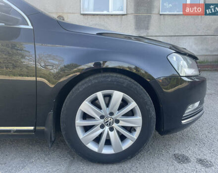 Черный Фольксваген Пассат, объемом двигателя 1.6 л и пробегом 304 тыс. км за 9500 $, фото 8 на Automoto.ua