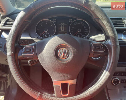 Черный Фольксваген Пассат, объемом двигателя 1.97 л и пробегом 130 тыс. км за 10000 $, фото 14 на Automoto.ua