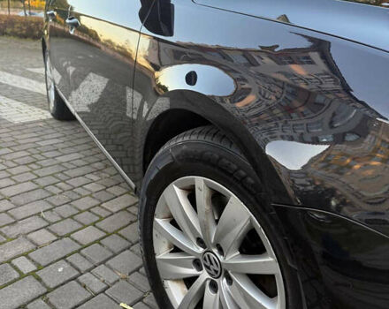 Черный Фольксваген Пассат, объемом двигателя 1.6 л и пробегом 235 тыс. км за 11000 $, фото 4 на Automoto.ua