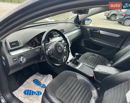 Черный Фольксваген Пассат, объемом двигателя 2 л и пробегом 247 тыс. км за 7800 $, фото 10 на Automoto.ua