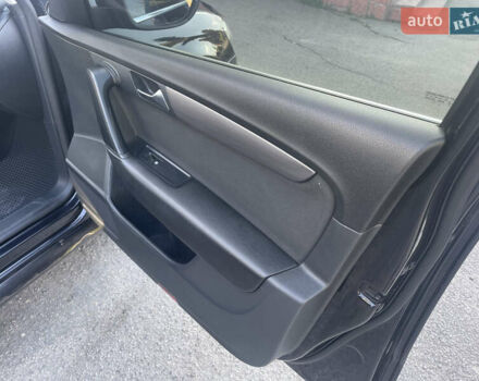 Черный Фольксваген Пассат, объемом двигателя 1.6 л и пробегом 304 тыс. км за 9500 $, фото 22 на Automoto.ua