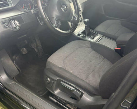 Черный Фольксваген Пассат, объемом двигателя 1.97 л и пробегом 321 тыс. км за 10200 $, фото 7 на Automoto.ua