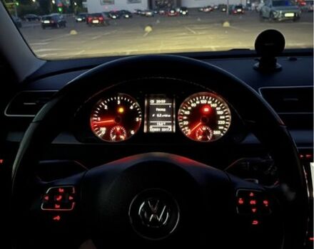 Черный Фольксваген Пассат, объемом двигателя 1.6 л и пробегом 340 тыс. км за 9100 $, фото 4 на Automoto.ua