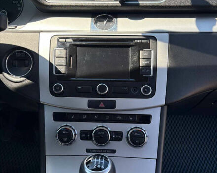 Черный Фольксваген Пассат, объемом двигателя 2 л и пробегом 277 тыс. км за 10400 $, фото 3 на Automoto.ua